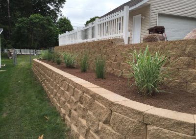 Interlocking Retaining Wall 27